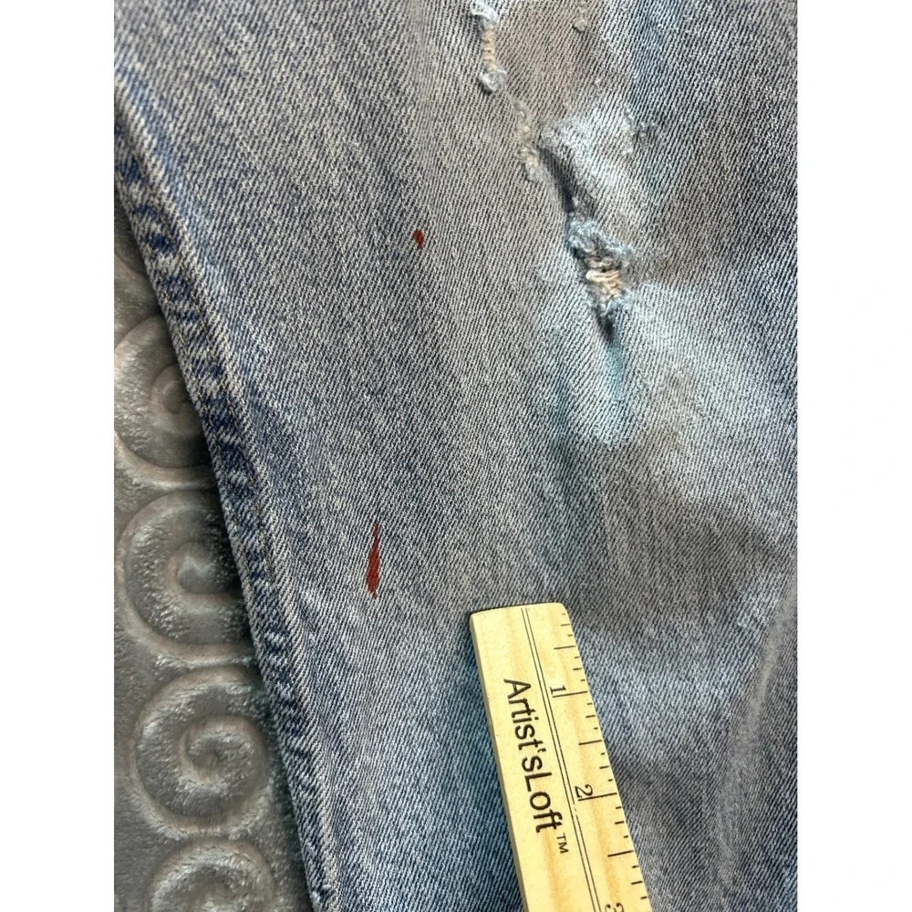 Wrangler Jeans Mens 33x30 Distressed Denim Blue Cotton Blend‎